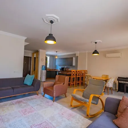 Salazzo Calis Otel 4*